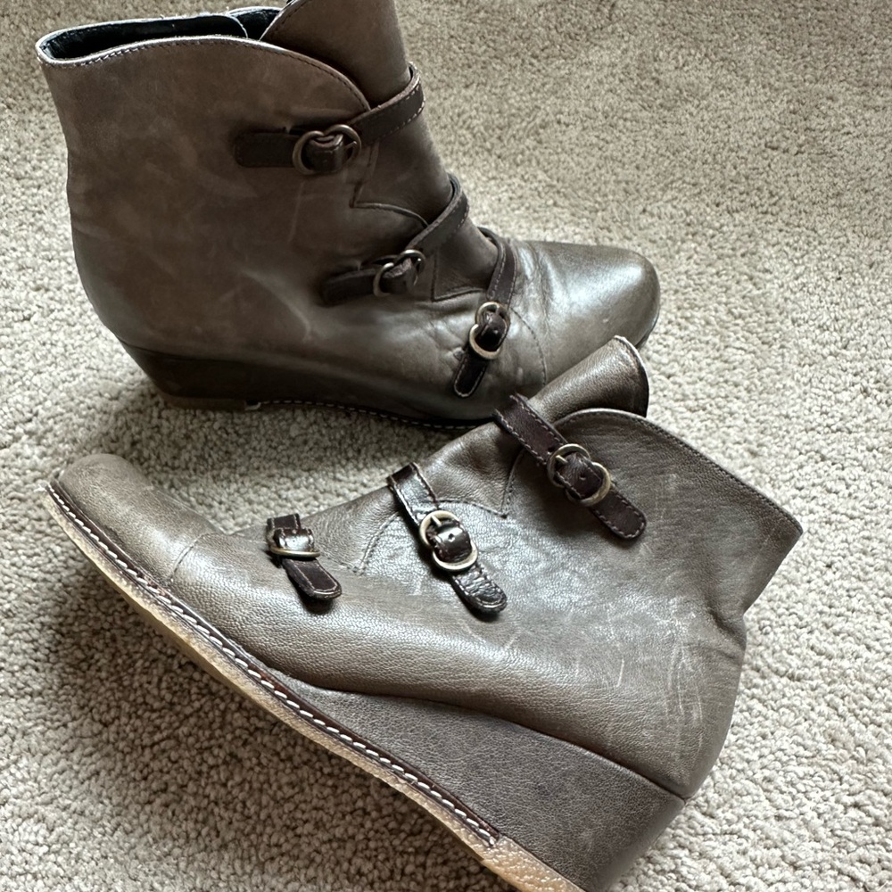 Eric Michael booties made in Spain